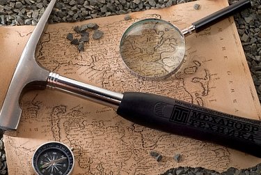 3 апреля – День геолога